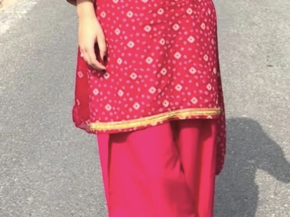Gulabi_kudi79