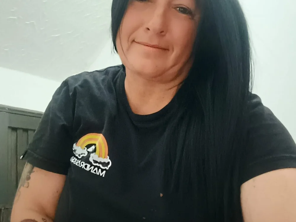 angela_scott_ offline chatrum