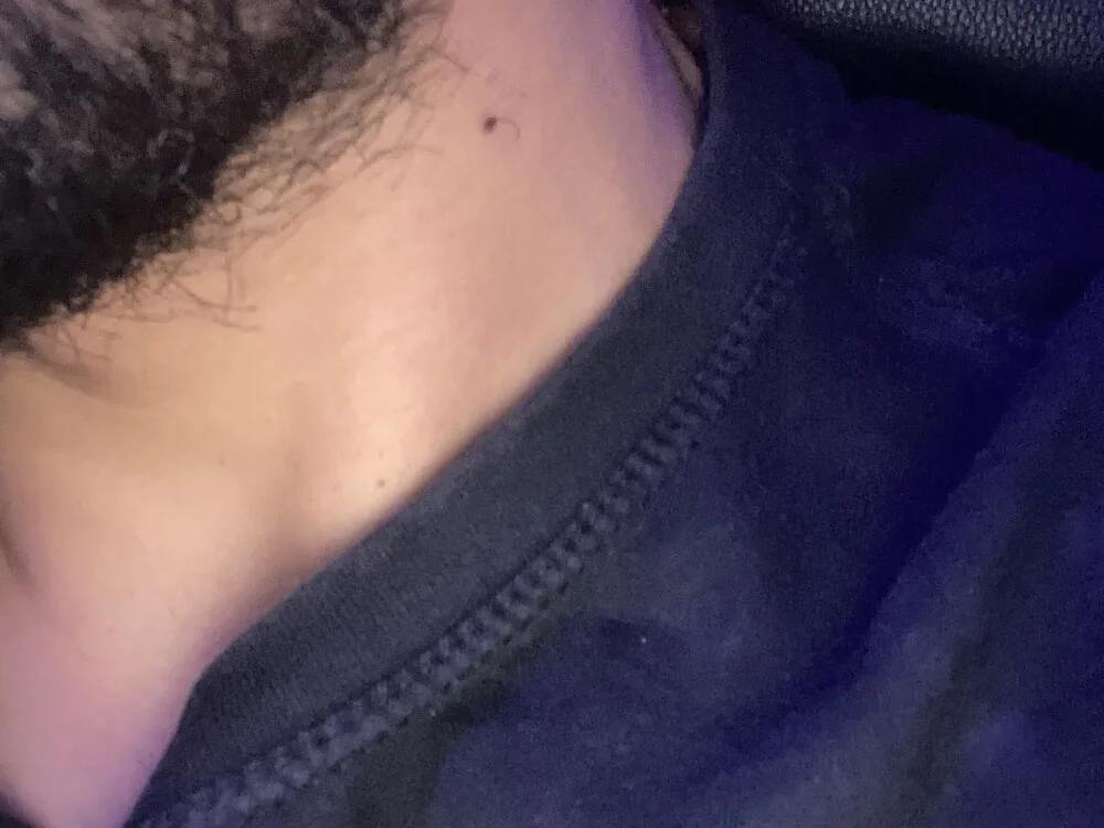 Deliciademacho Offline XXX-Chat