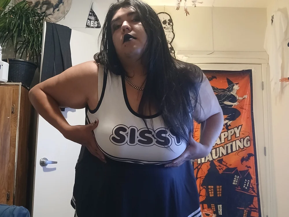 Chubbysissy97's Offline Chat Room