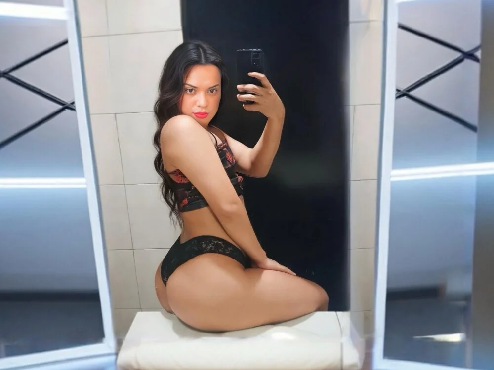 NikkelSofia Offline XXX Chat