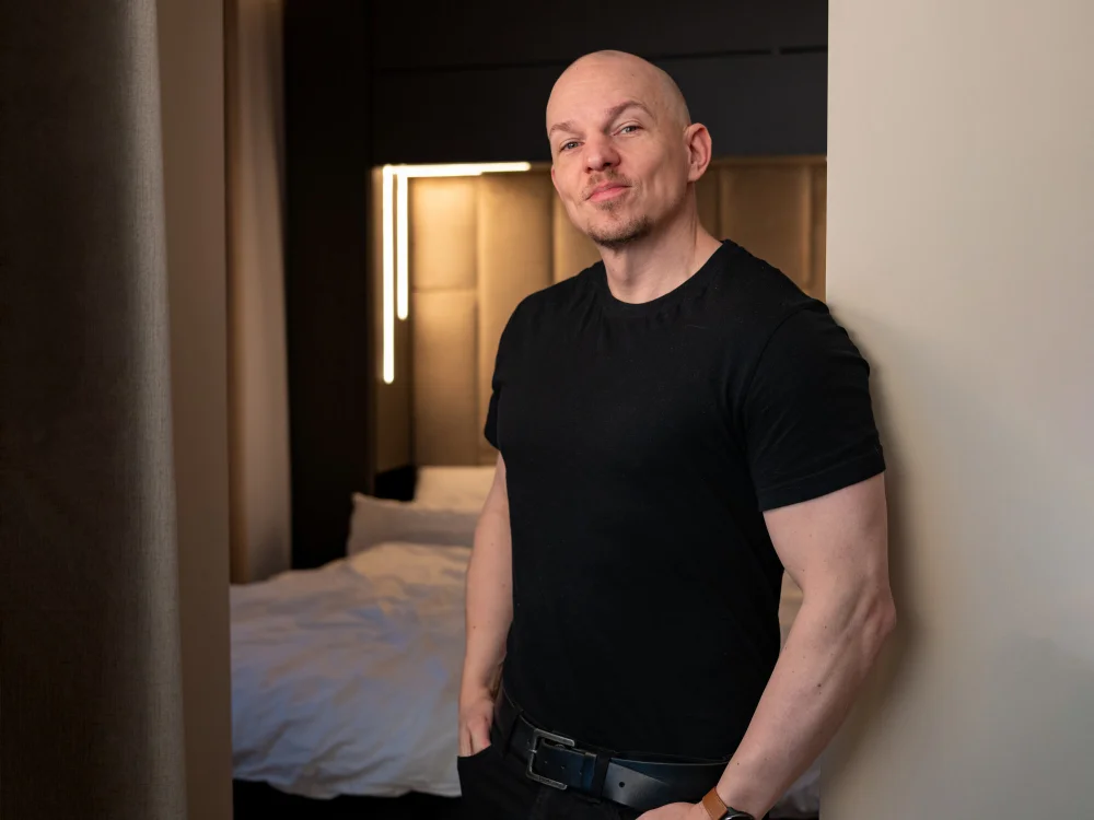 erik_dee's Offline Chat Room