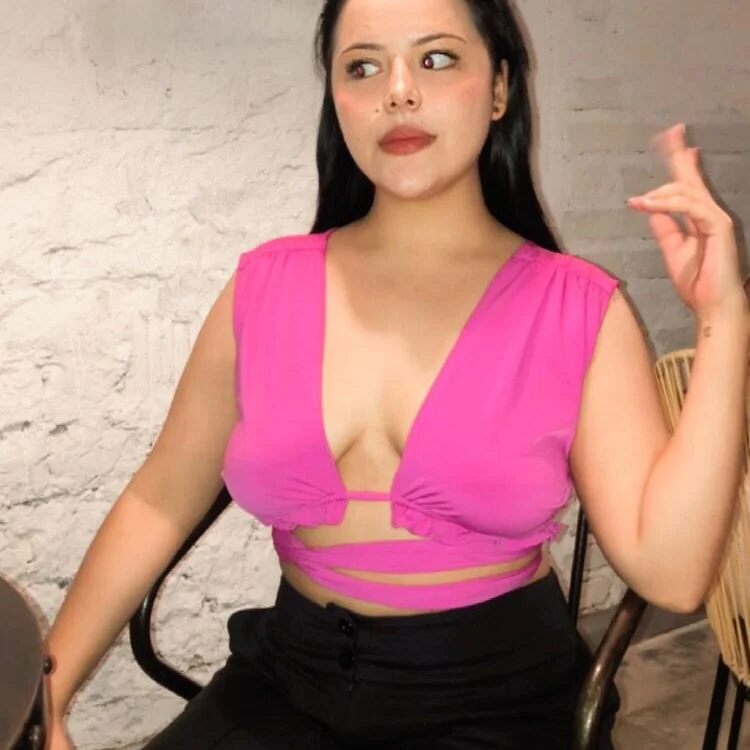 ashleyxwhite's Offline Chat Room