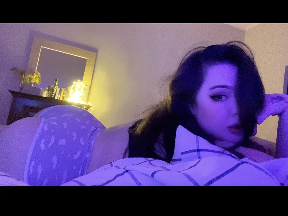 pika_booo's Offline XXX Chat