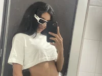 Mari_aa155's webcam live show