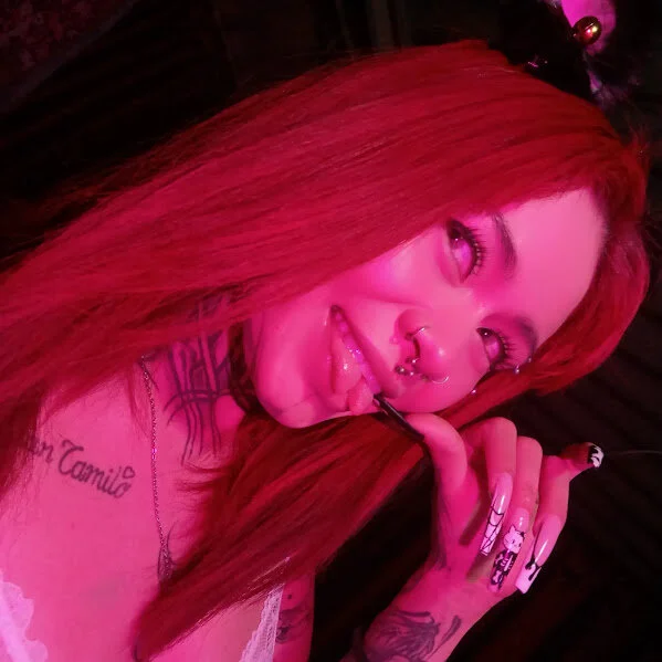 MelodyPrive offline XXX-chat