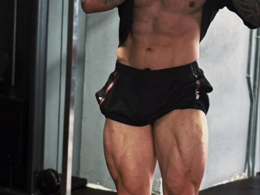 Justin-mackenlly: συνομιλία ΧΧΧ εκτός σύνδεσης