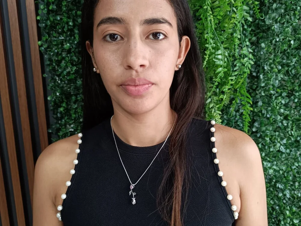 ArianaBrittany's Offline XXX Chat