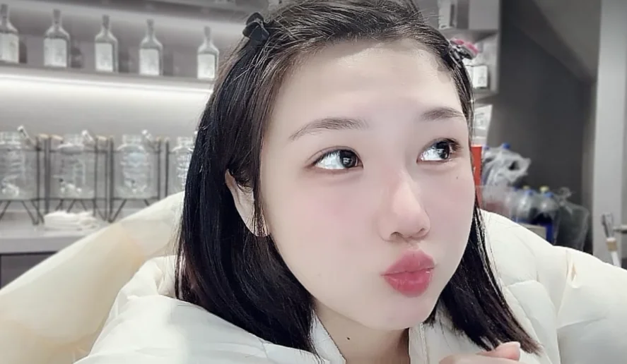 Ccc7- 離線 XXX 聊天