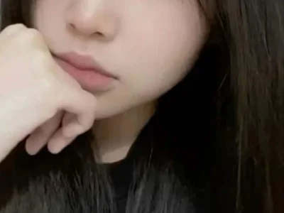 _Monroe__ Female Squirt Cam Adult
