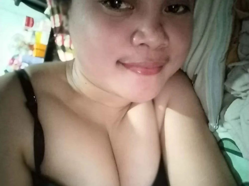 Bignipples_36 Obrolan XXX Offline