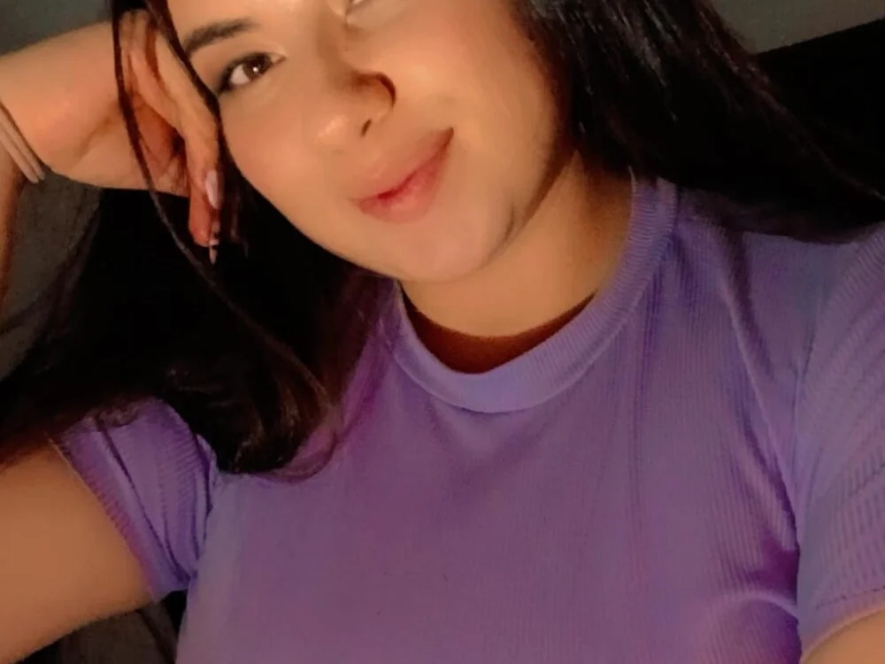 Mia_Hoe01 离线XXX聊天