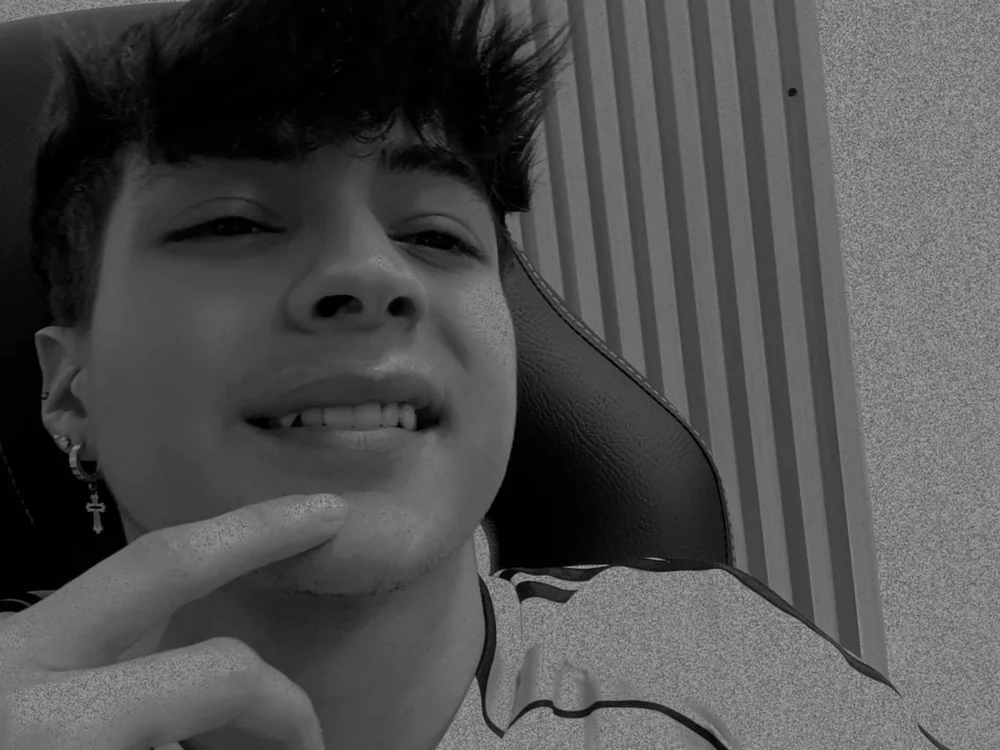 Stonn_69 Offline XXX Chat