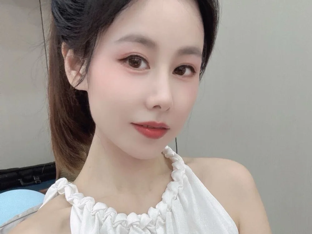 KELE0102 Offline XXX Chat