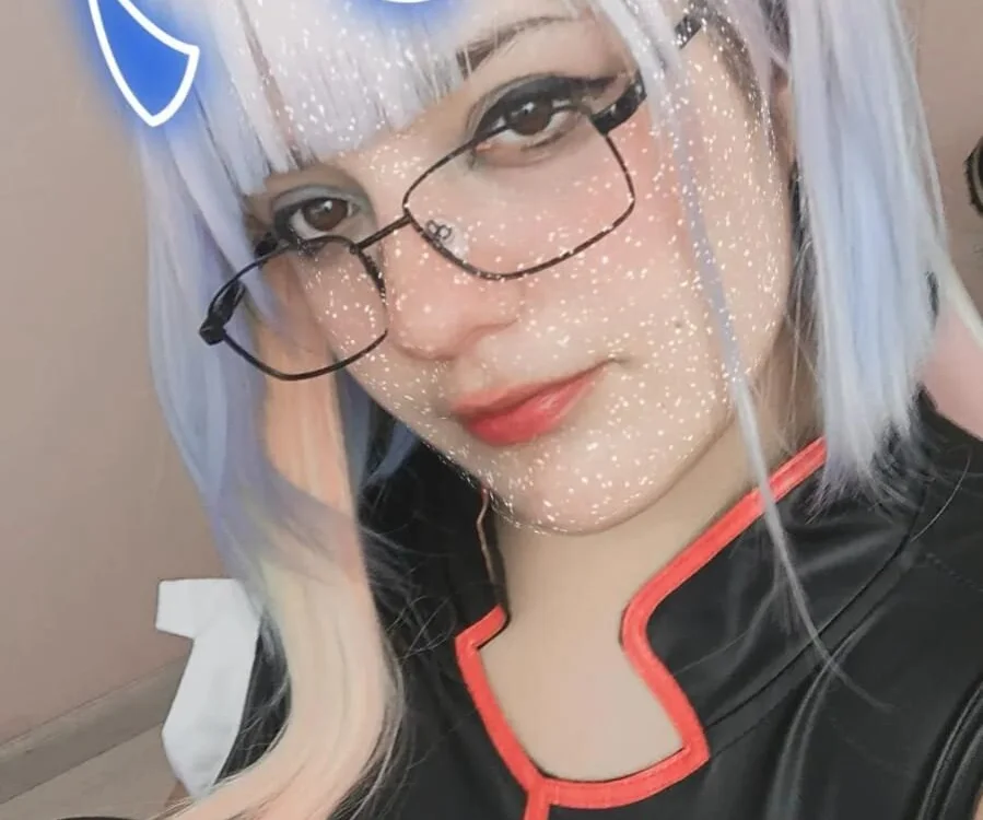 Chat XXX en directo de Sherry_Boomm