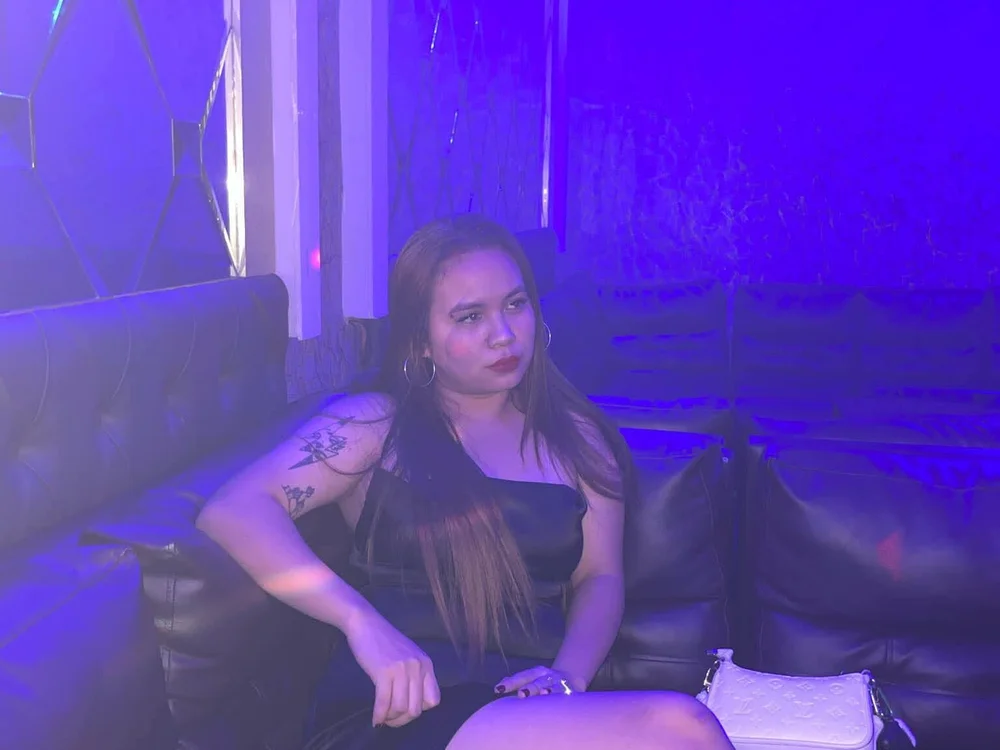 14Loves' Offline XXX Chat
