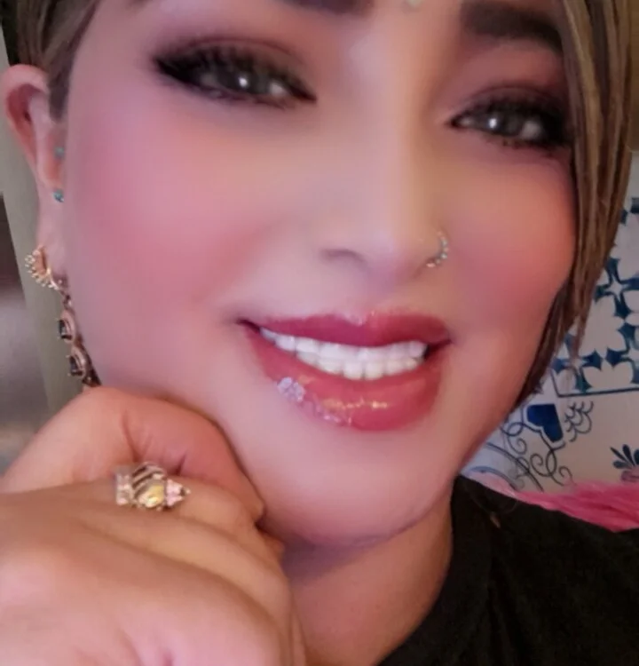 دردشة AlexadraJones3453 الجنسية دون اتصال