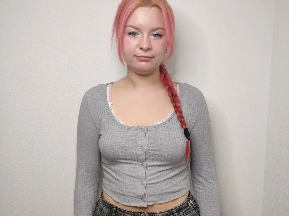 OctaviaCatlow's Offline Chat Room