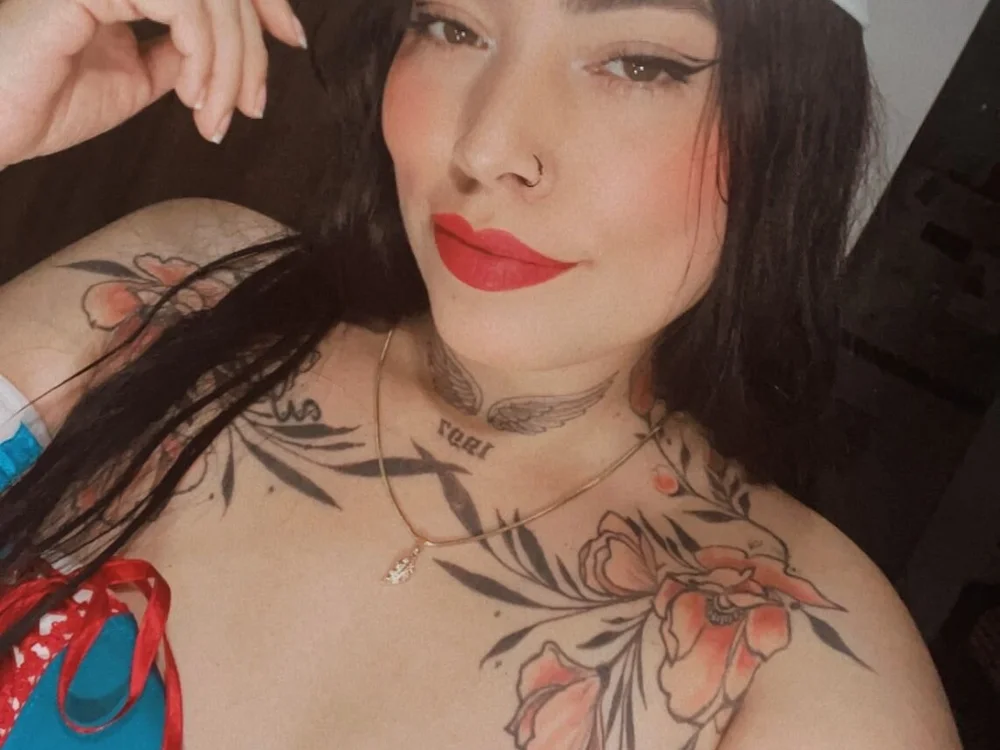 megan_ferrer_a offline chatrum