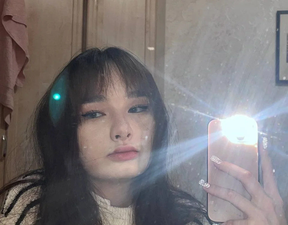 BridgetBready's Offline Chat Room