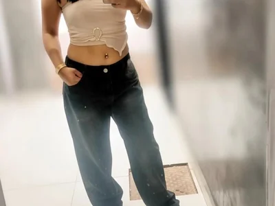 Meu_match_922 Female Medium Cam Naked