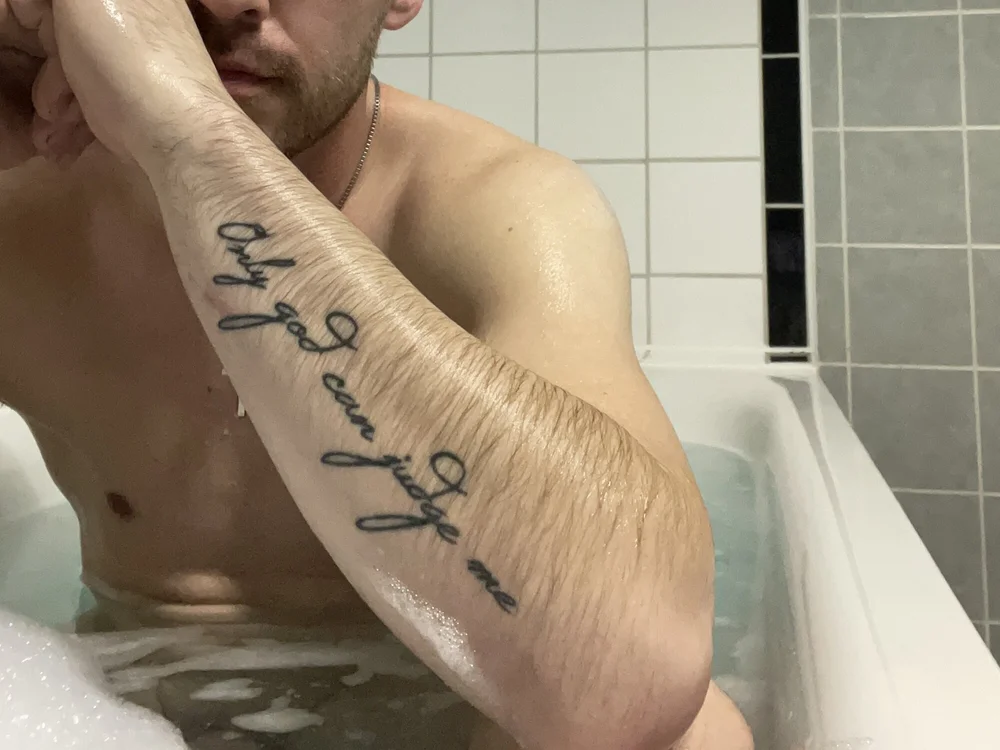 TheGoldenBang's Offline XXX Chat