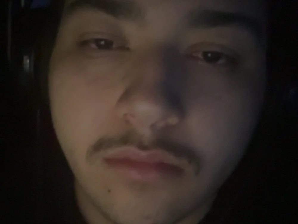 Offline chatovací místnost make_me_cumm223