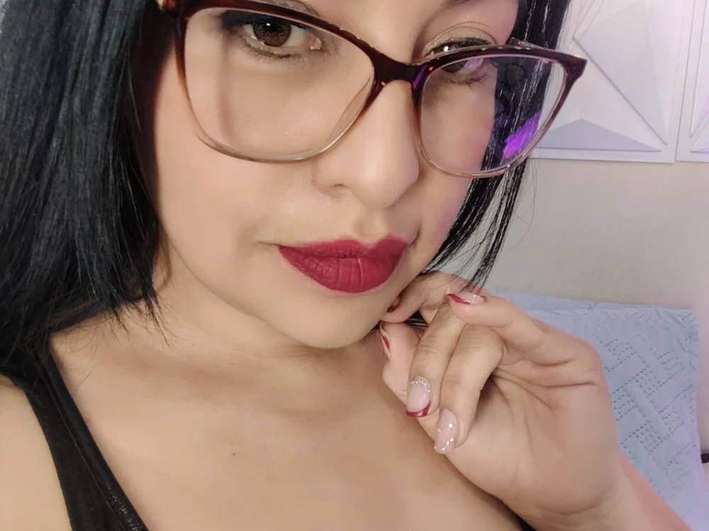 Chanel_milff_ Obrolan XXX Offline