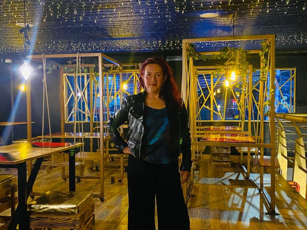AlisonSantamaria Adlı Modelin Çevrimdışı Sohbet Odası