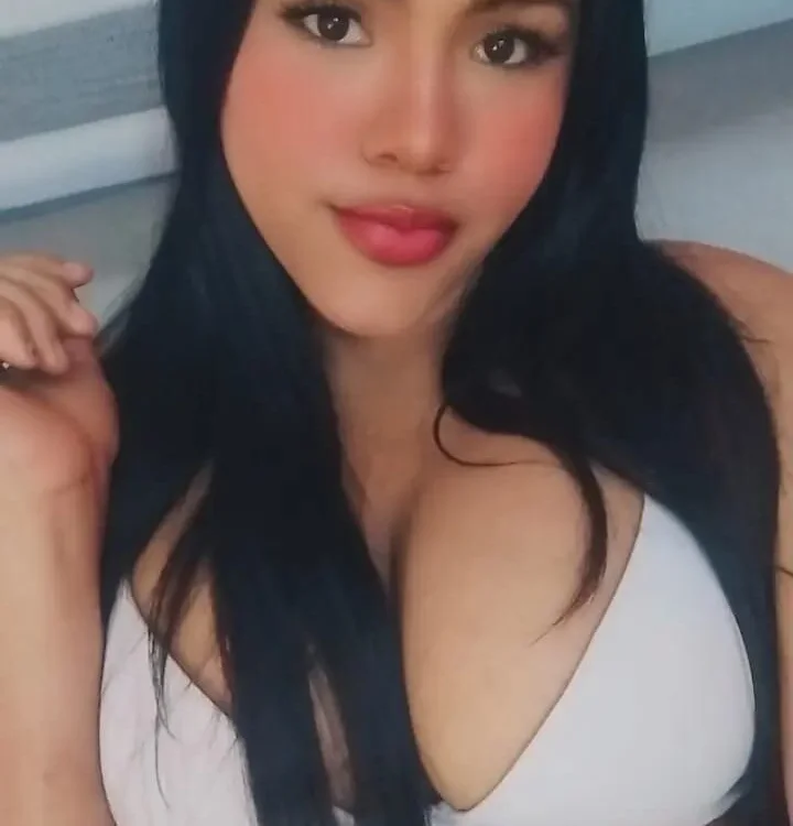 Bicky_24 Adlı Modelin Çevrimdışı XXX Sohbeti