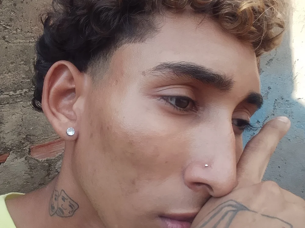 Tumorenocaliente777's most recent online preview