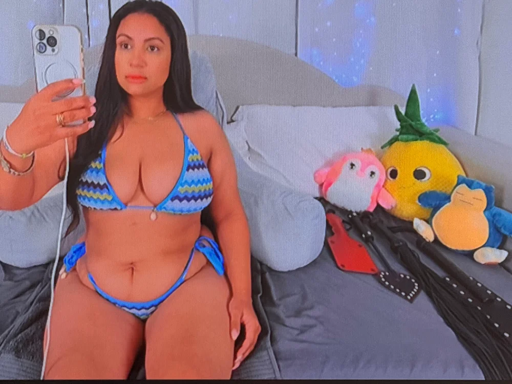 MeghanXO Chat XXX offline