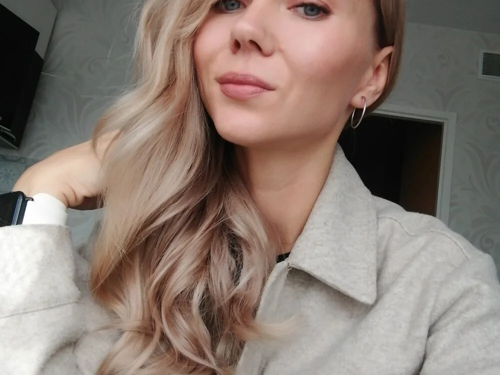 SashaTailor's Offline XXX Chat