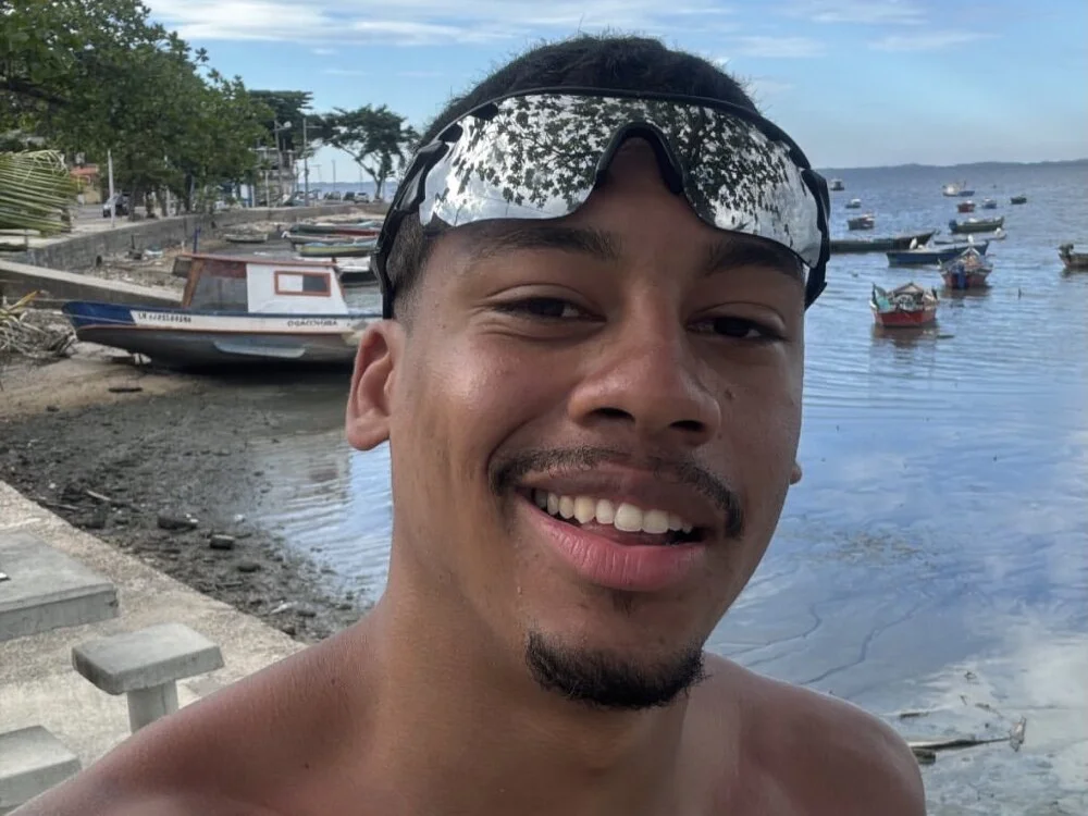 Mercinho22 offline XXX-chat