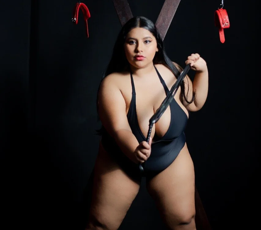 tifanny_bigboobs11's Offline XXX Chat