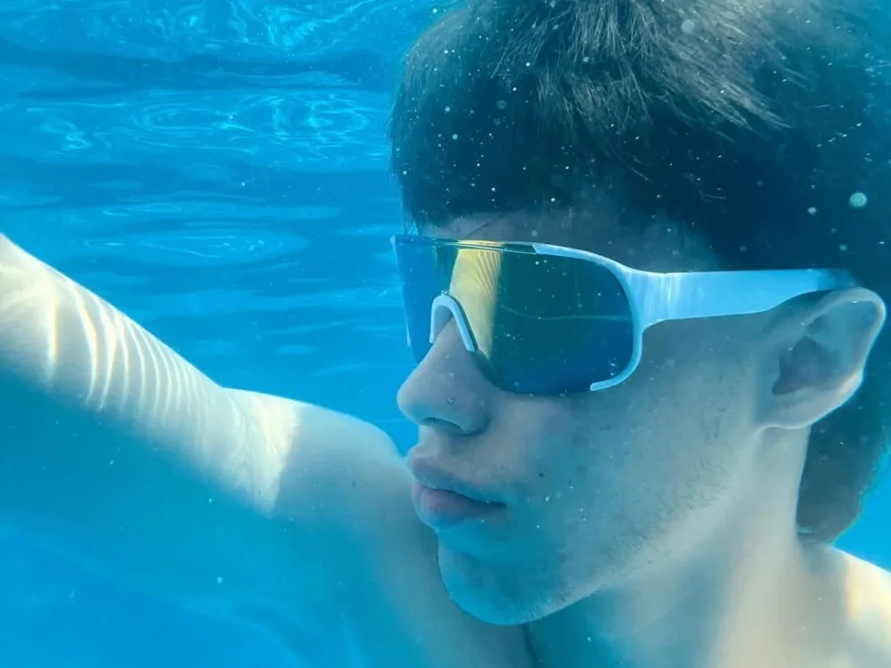 Luciangrey- – Offline XXX chat