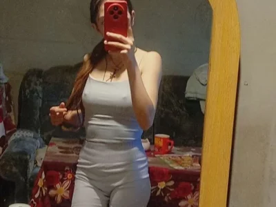 Simmi_4567 - Girl 