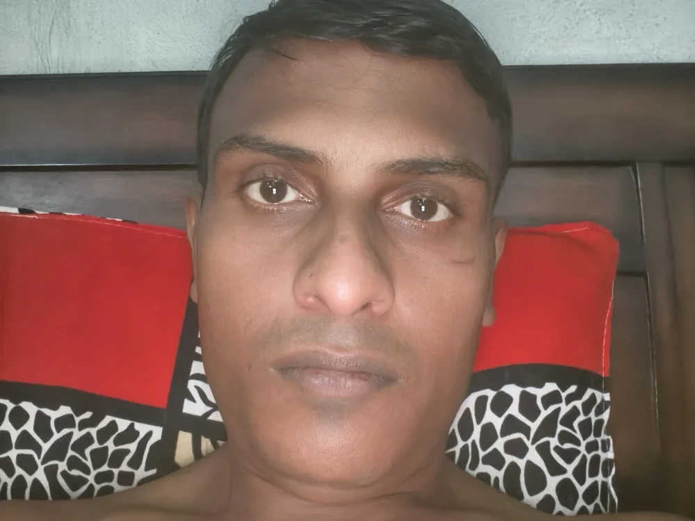 hotcouple60's Offline XXX Chat