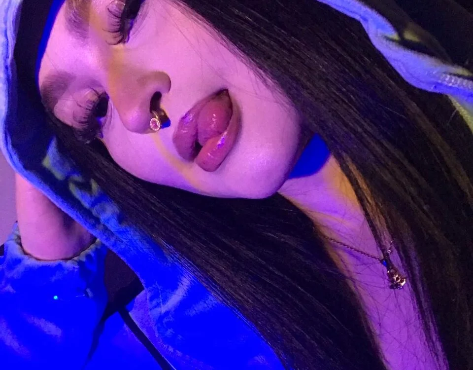 adisson_tpのライブXXXチャット