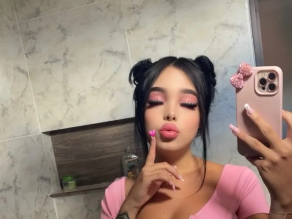 Cloe_Hill1
