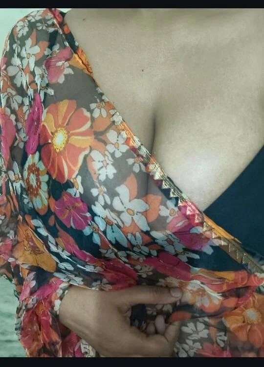 Naughty_Bitchh Live XXX-Chat