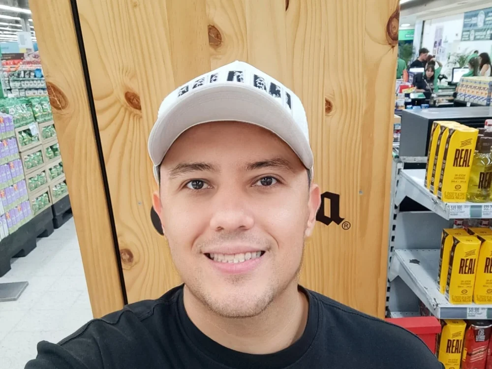 MRZEID10's Offline XXX Chat