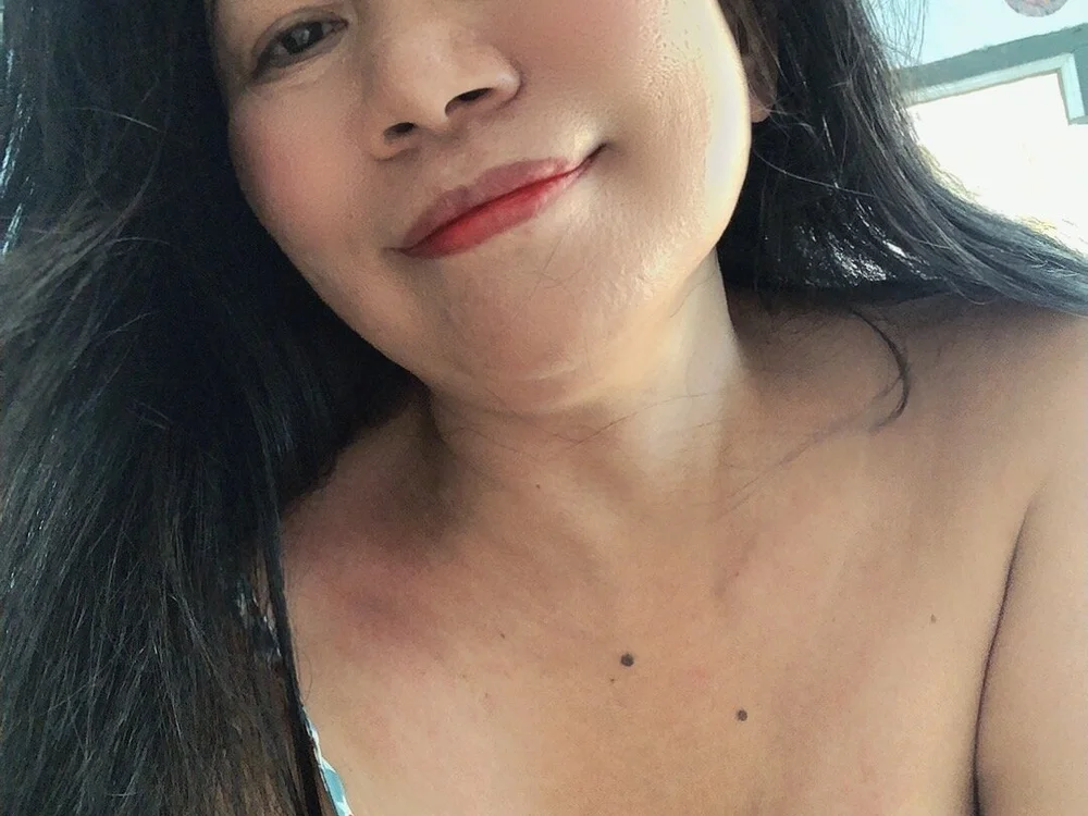 Offline chatovací místnost Maya-MILF