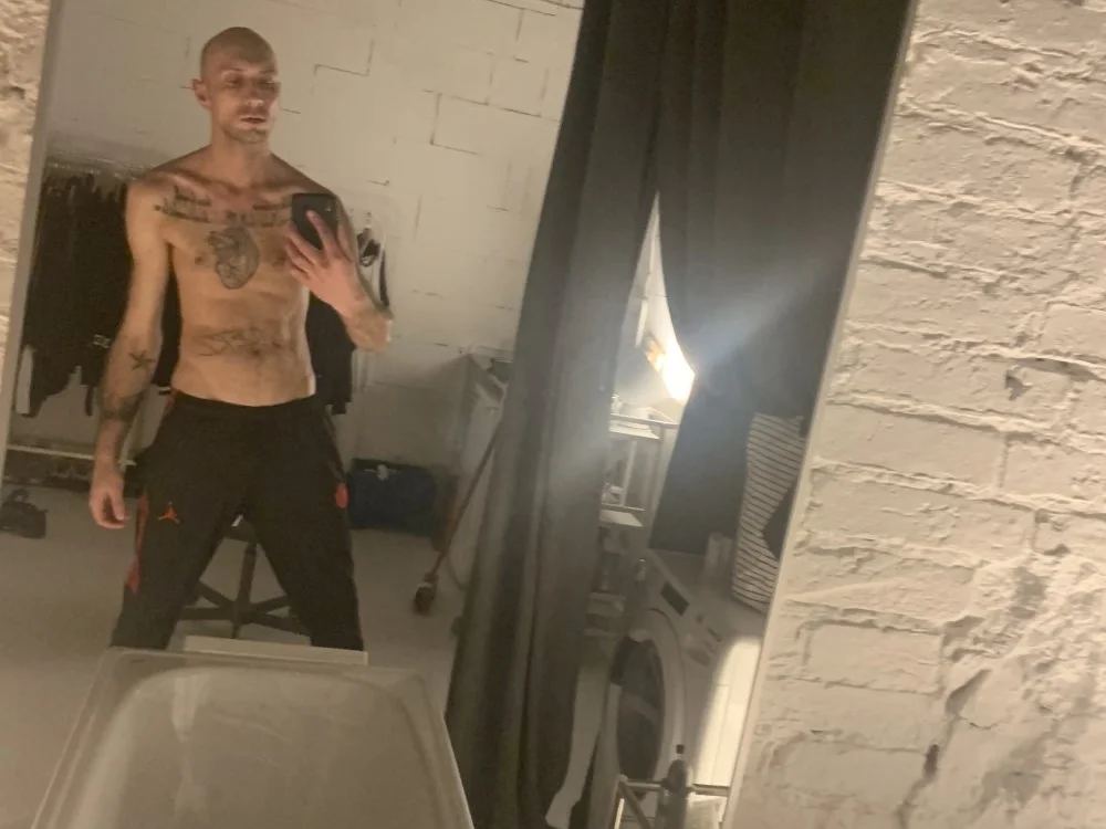 pancer92 – Offline XXX chat