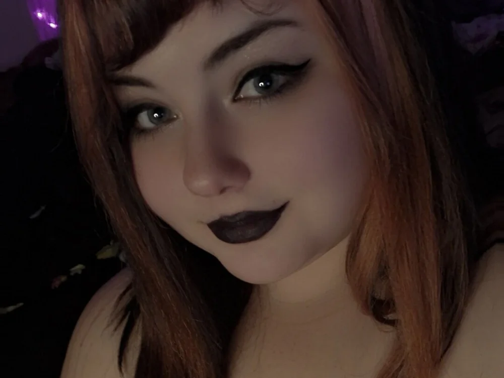 junkyardpixie's Offline Chat Room