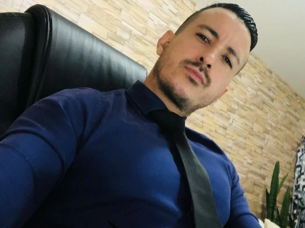 randyluke Chat XXX Ngoại tuyến