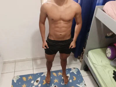 Castrofocu5 Male C2c Free Cam Striptease