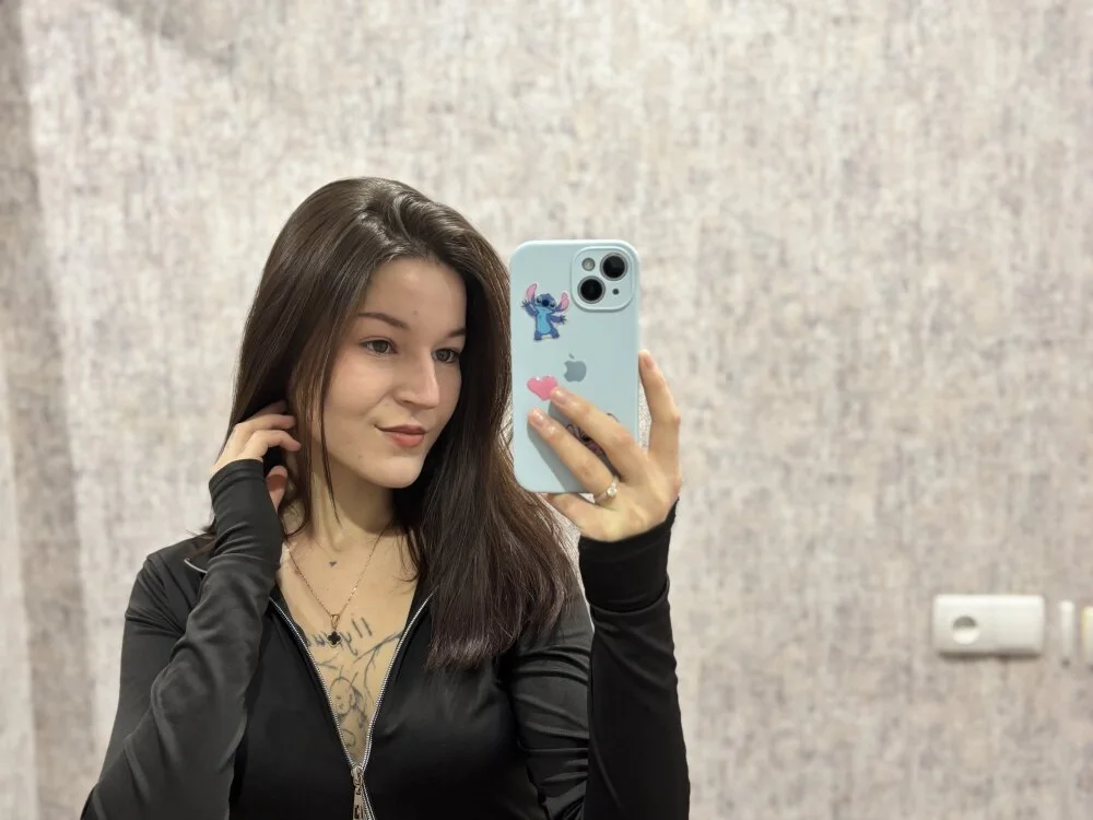 دردشة OliaLav الجنسية دون اتصال