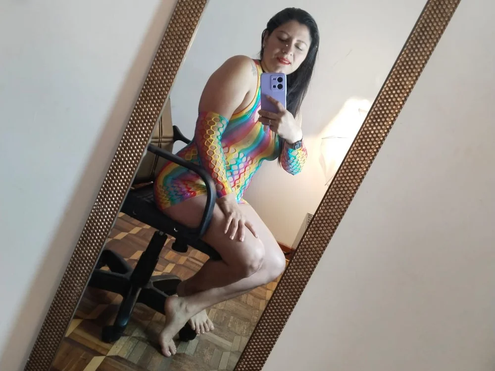 Karla_bloom's Offline XXX Chat