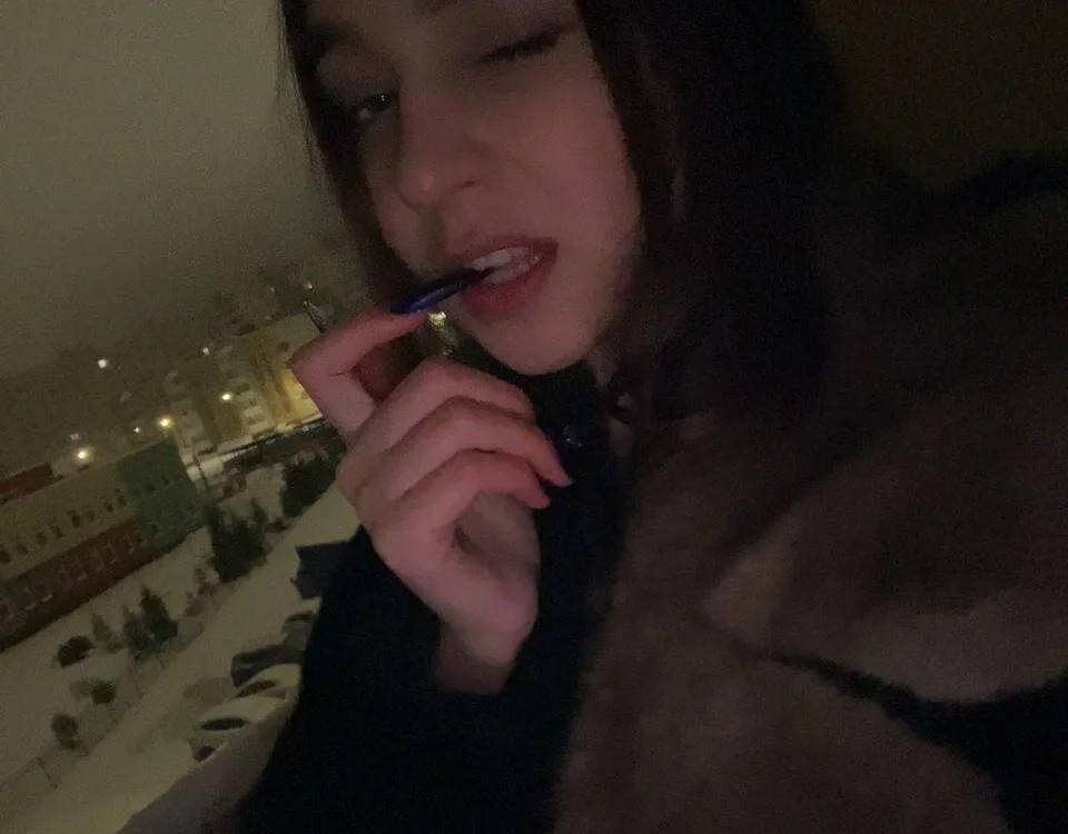 ThiCostin Offline XXX-chat